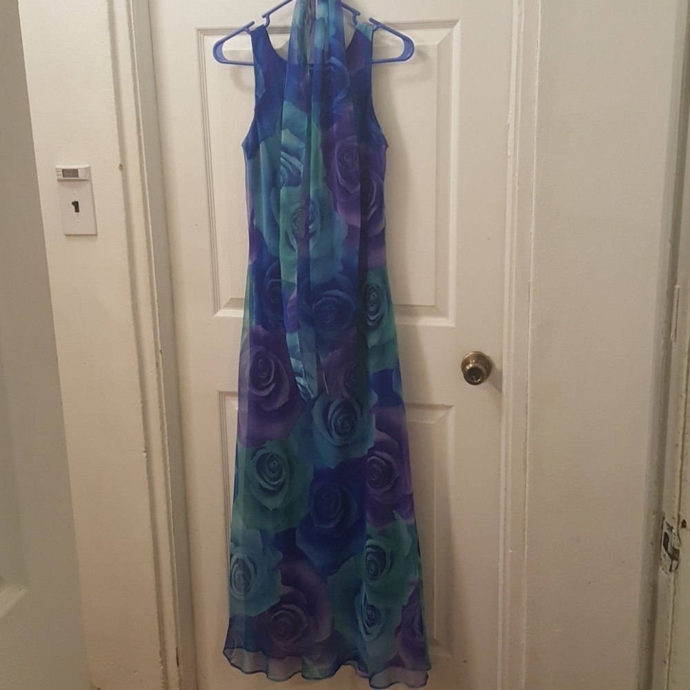 Sundress with scarf